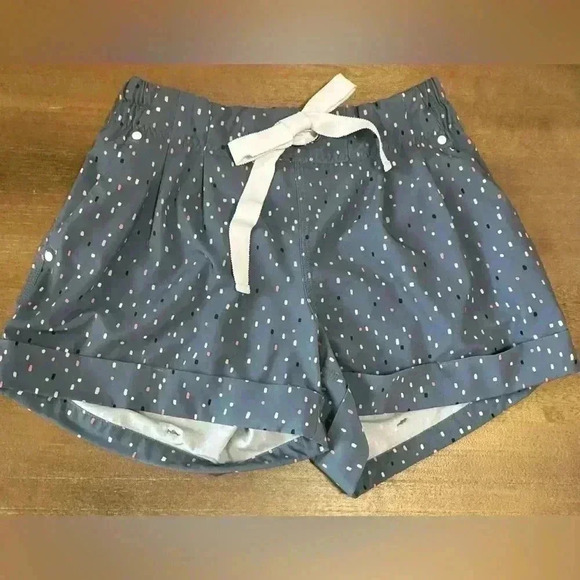 Lululemon spring break away shorts- confetti cake - Picture 2 of 10